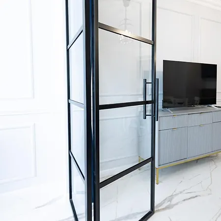 Glam & Loft Apartment